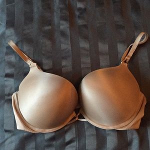Victoria Secret Bombshell Bra- {NUDE}
